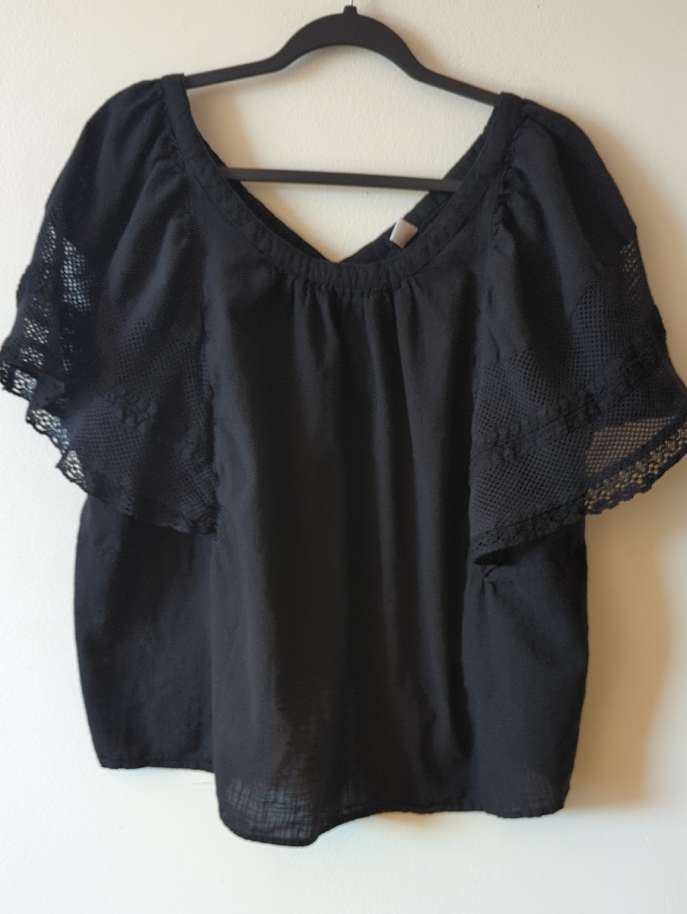 Old Navy Faded Black Lace Flutter Sleeve Top 2X